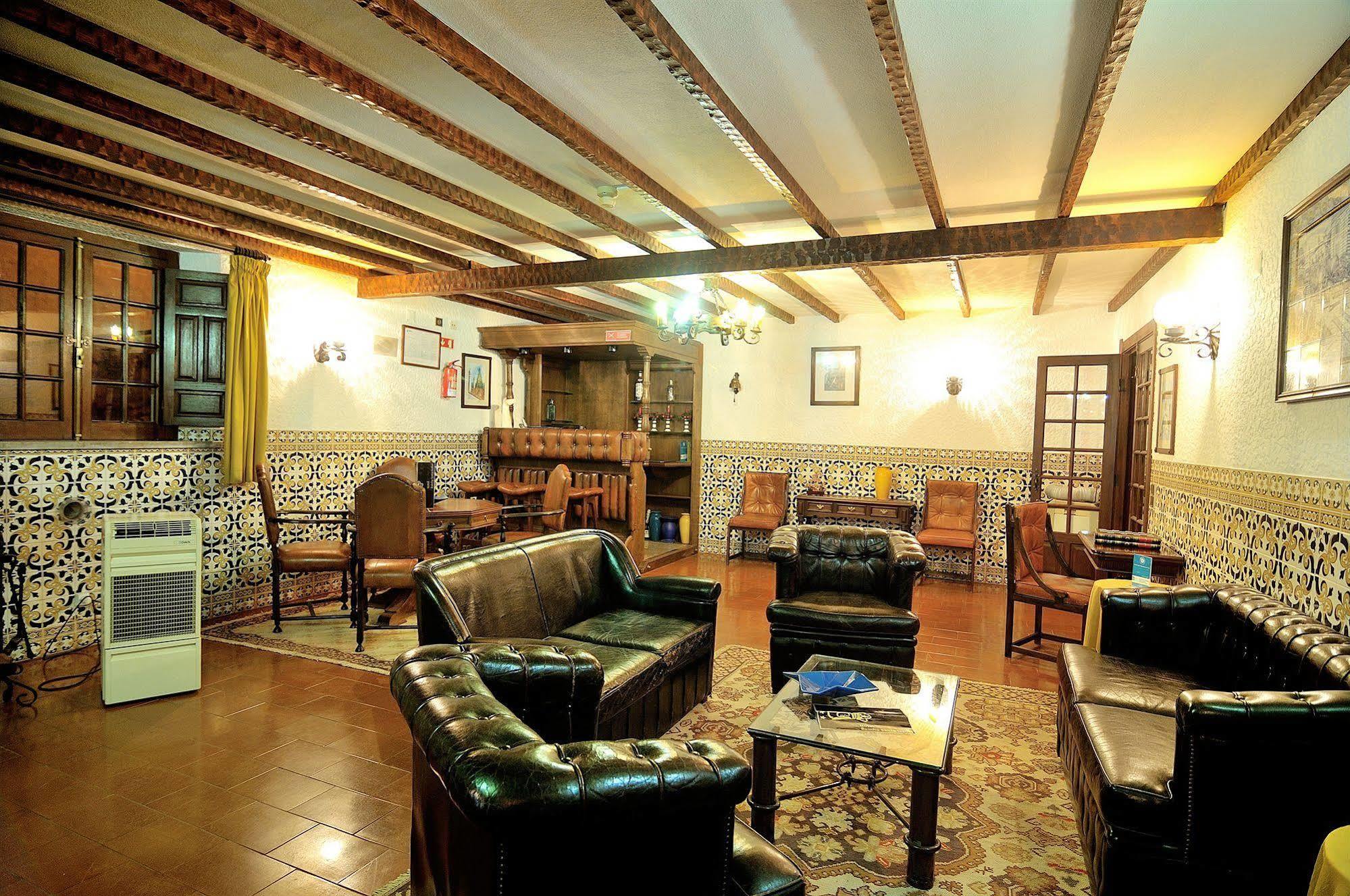 Rainha Santa Isabel - Obidos History Hotel Kültér fotó